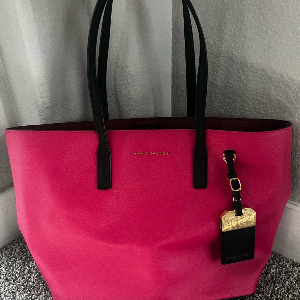 Marc Jacobs Fuchsia and Black Tote - Picture 2 of 4